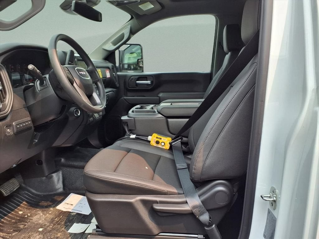 2026 GMC Sierra 3500 HD Chassis Cab Pro