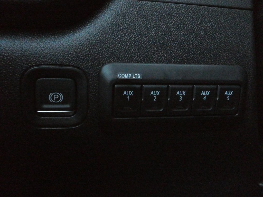 2025 GMC Sierra 3500 HD Chassis Cab Pro