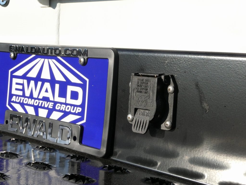 2025 GMC Sierra 3500 HD Chassis Cab Pro