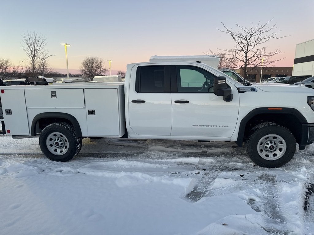 2025 GMC Sierra 3500 HD Pro