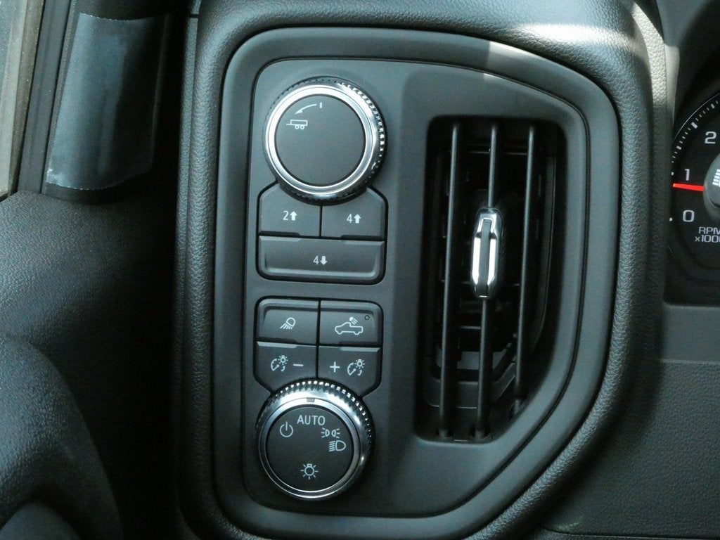 2025 GMC Sierra 2500 HD Pro