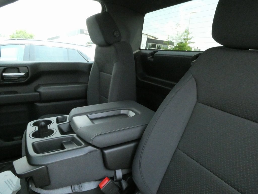 2025 GMC Sierra 2500 HD Pro