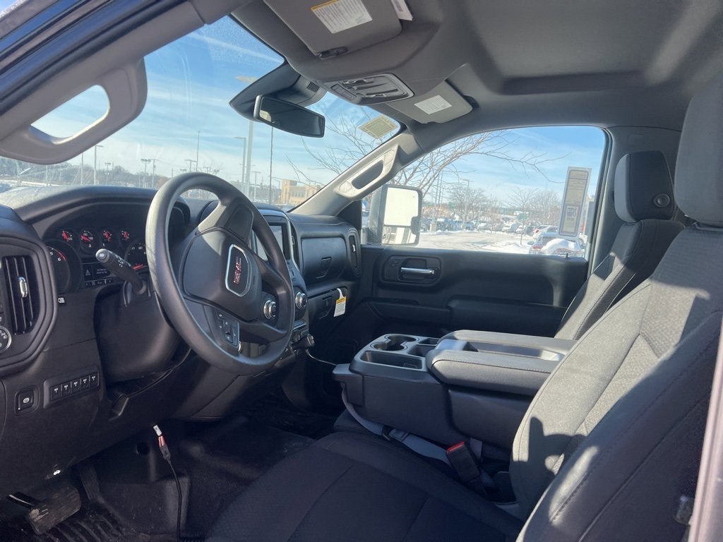 2025 GMC Sierra 2500 HD Pro