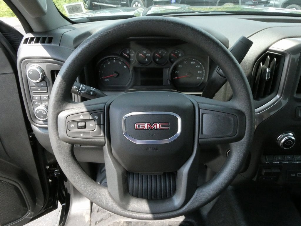 2025 GMC Sierra 2500 HD Pro