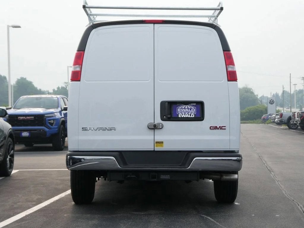 2025 GMC Savana Cargo 2500 Work Van