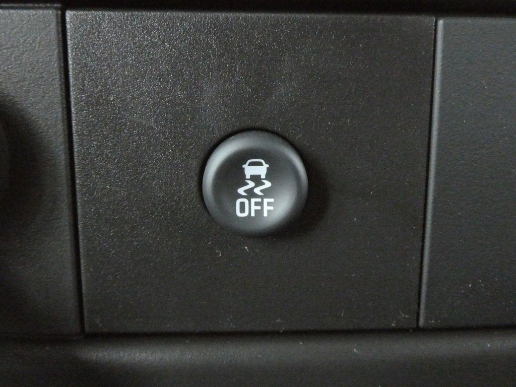 2025 GMC Savana Cutaway 3500 1WT