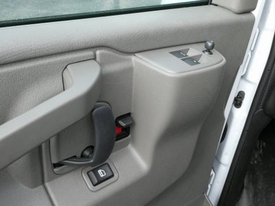 2025 GMC Savana Cutaway 3500 1WT