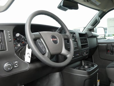 2025 GMC Savana Cutaway 3500 1WT