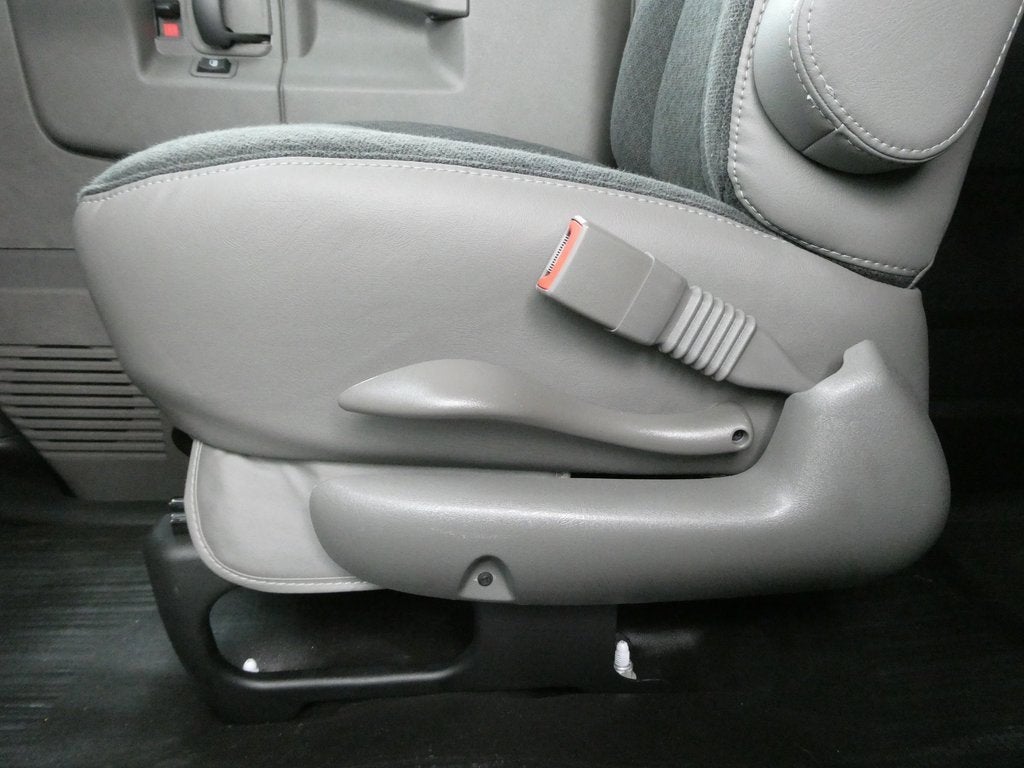 2025 GMC Savana Cutaway 3500 1WT