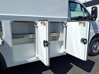 2026 GMC Savana Cutaway 3500 1WT