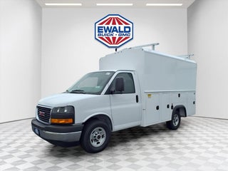 2026 GMC Savana Cutaway 3500 1WT