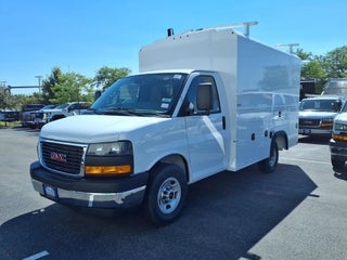 2026 GMC Savana Cutaway 3500 1WT