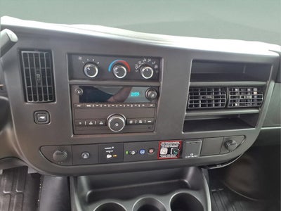 2026 GMC Savana Cutaway 3500 1WT