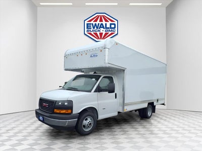 2026 GMC Savana Cutaway 3500 1WT