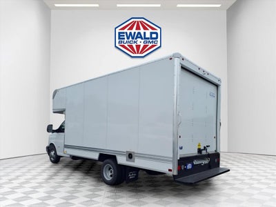 2026 GMC Savana Cutaway 3500 1WT