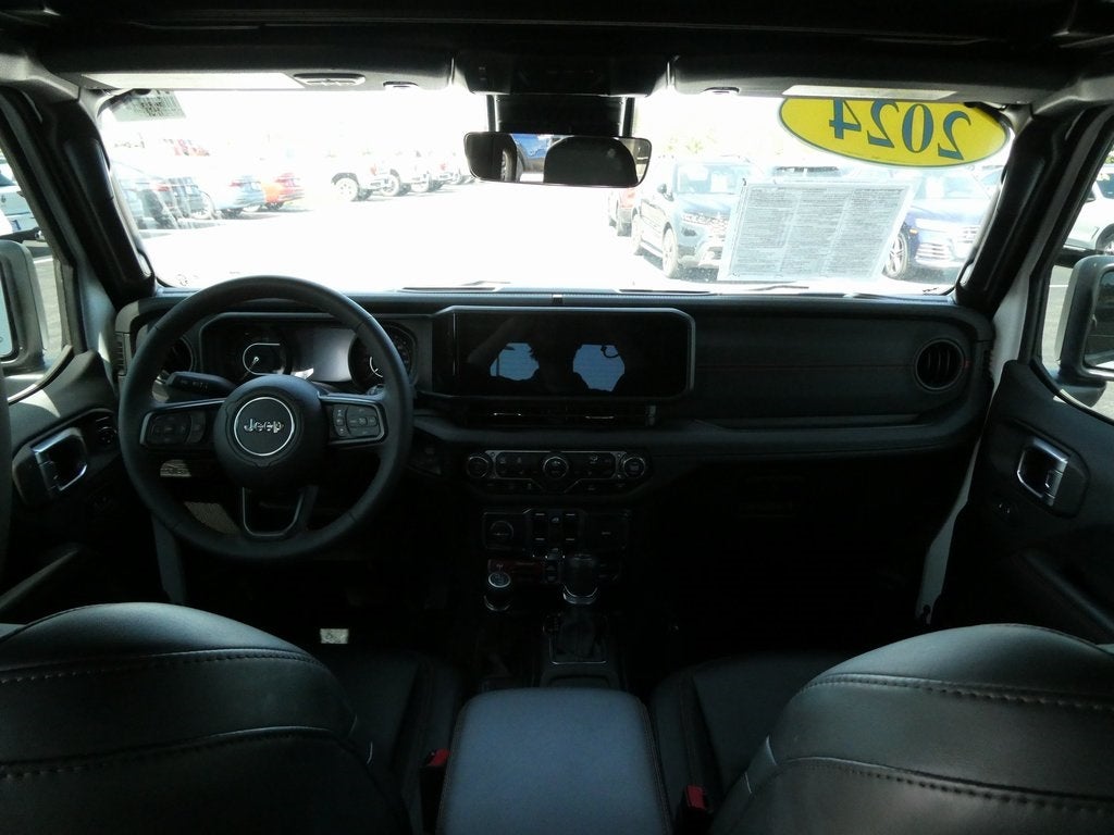 2024 Jeep Wrangler Rubicon 4X4