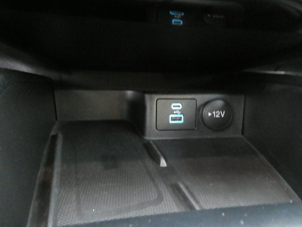 2022 Ford Escape Titanium Elite