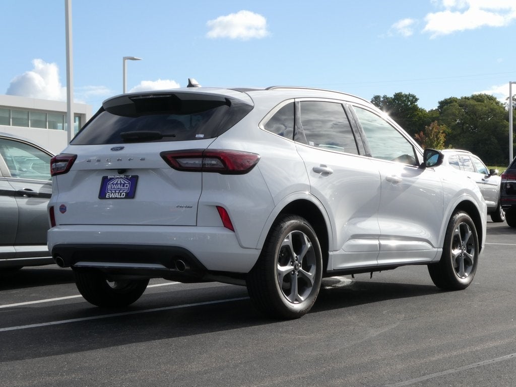 2023 Ford Escape ST-Line AWD