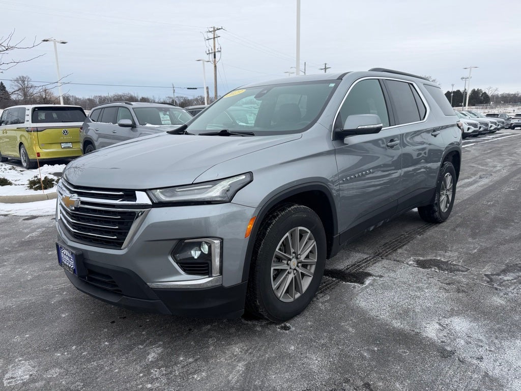 2023 Chevrolet Traverse LT Leather