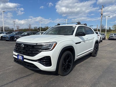 2026 Volkswagen Atlas Cross Sport 2.0T SEL R-Line Black