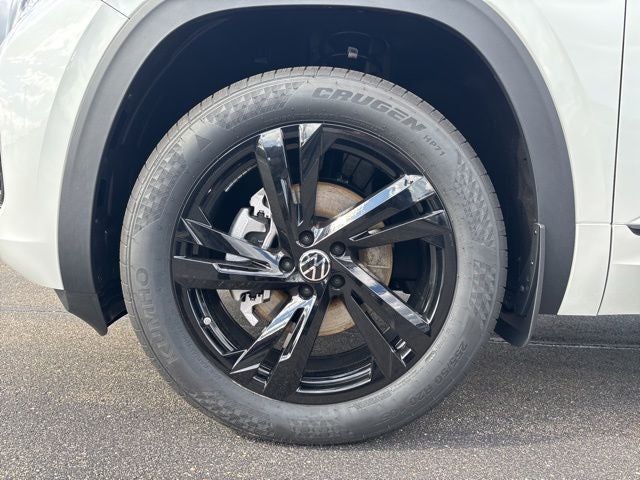 2026 Volkswagen Atlas Cross Sport 2.0T SEL R-Line Black