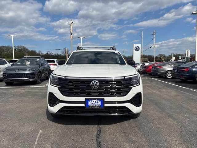 2026 Volkswagen Atlas Cross Sport 2.0T SEL R-Line Black
