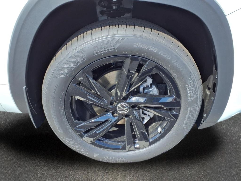 2026 Volkswagen Atlas Cross Sport SEL R-Line Black