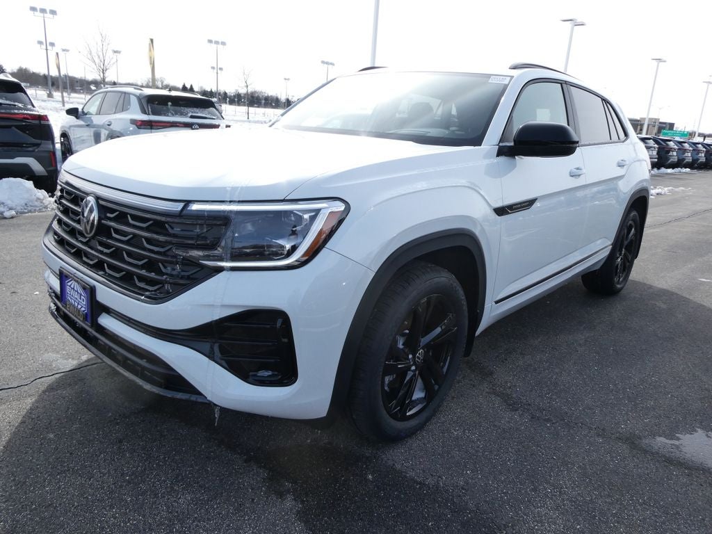 2026 Volkswagen Atlas Cross Sport 2.0T SEL R-Line Black