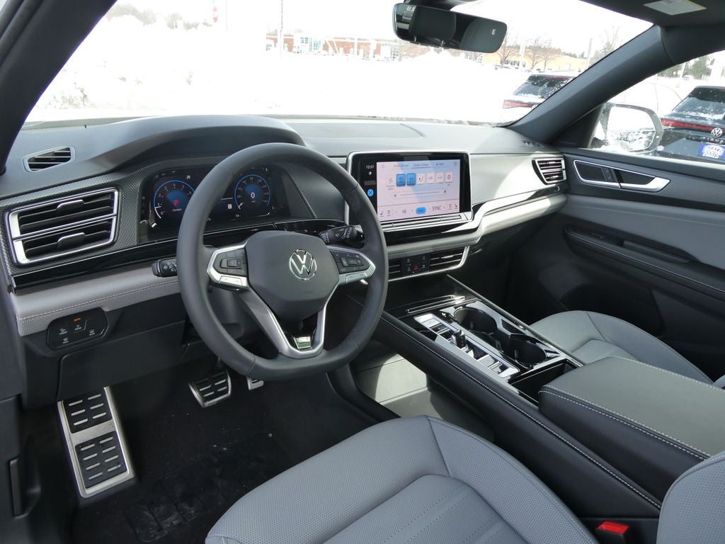 2026 Volkswagen Atlas Cross Sport 2.0T SEL R-Line Black