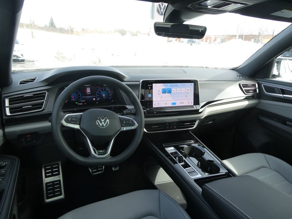 2026 Volkswagen Atlas Cross Sport 2.0T SEL R-Line Black