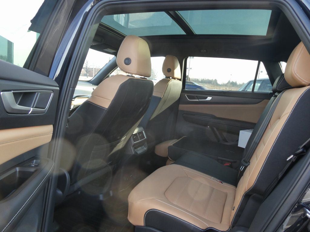 2026 Volkswagen Atlas Cross Sport 2.0T SEL R-Line Black