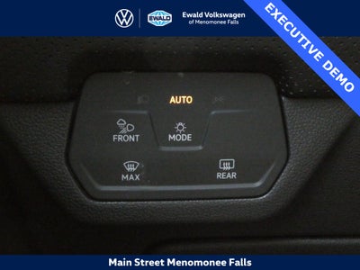 2025 Volkswagen Atlas Cross Sport 2.0T SEL R-Line Black