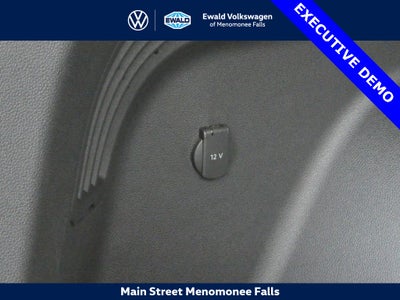 2025 Volkswagen Atlas Cross Sport 2.0T SEL R-Line Black