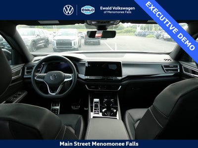2025 Volkswagen Atlas Cross Sport 2.0T SEL R-Line Black