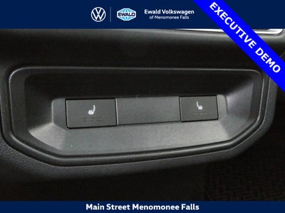 2025 Volkswagen Atlas Cross Sport 2.0T SEL R-Line Black