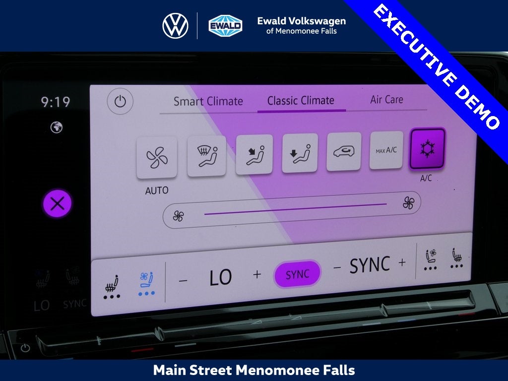 2025 Volkswagen Atlas Cross Sport 2.0T SEL R-Line Black