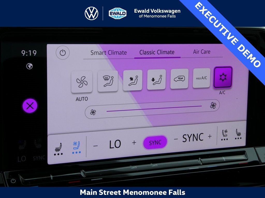 2025 Volkswagen Atlas Cross Sport 2.0T SEL R-Line Black