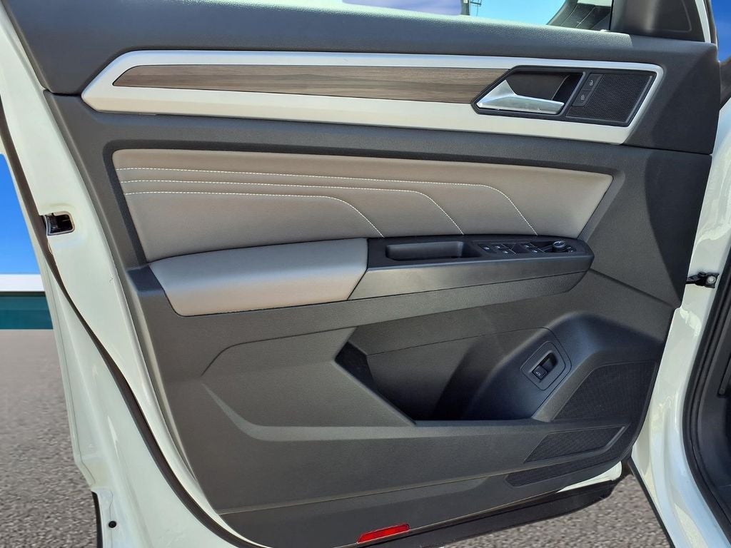 2023 Volkswagen Atlas SEL