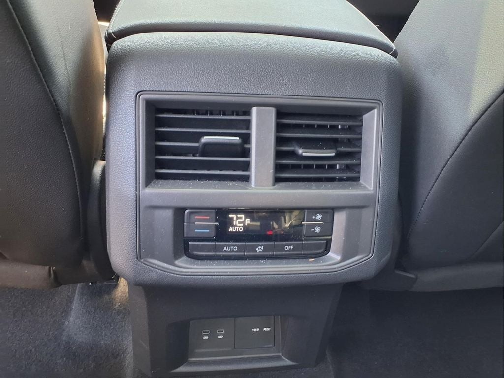 2023 Volkswagen Atlas SEL
