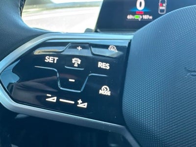 2025 Volkswagen ID.4 Pro