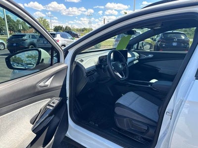 2025 Volkswagen ID.4 Pro
