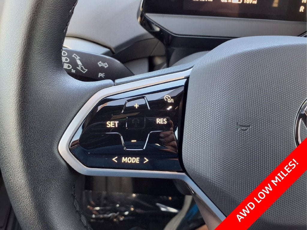 2023 Volkswagen ID.4 Pro