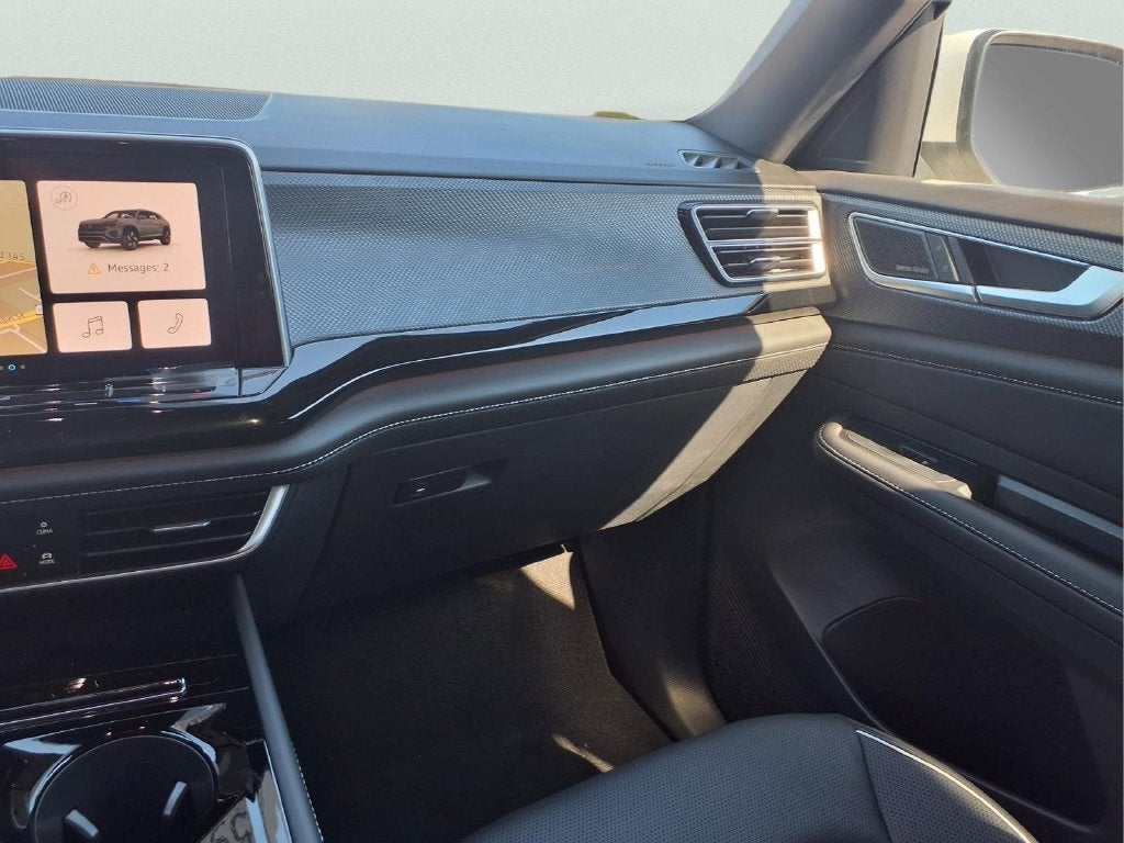 2026 Volkswagen Atlas Cross Sport SEL Premium R-Line