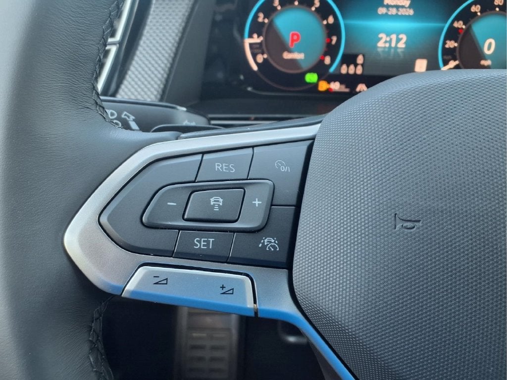 2026 Volkswagen Atlas Cross Sport SEL Premium R-Line