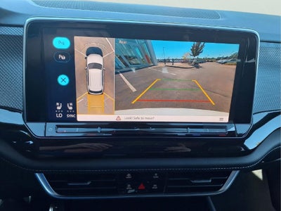 2026 Volkswagen Atlas Cross Sport SEL Premium R-Line