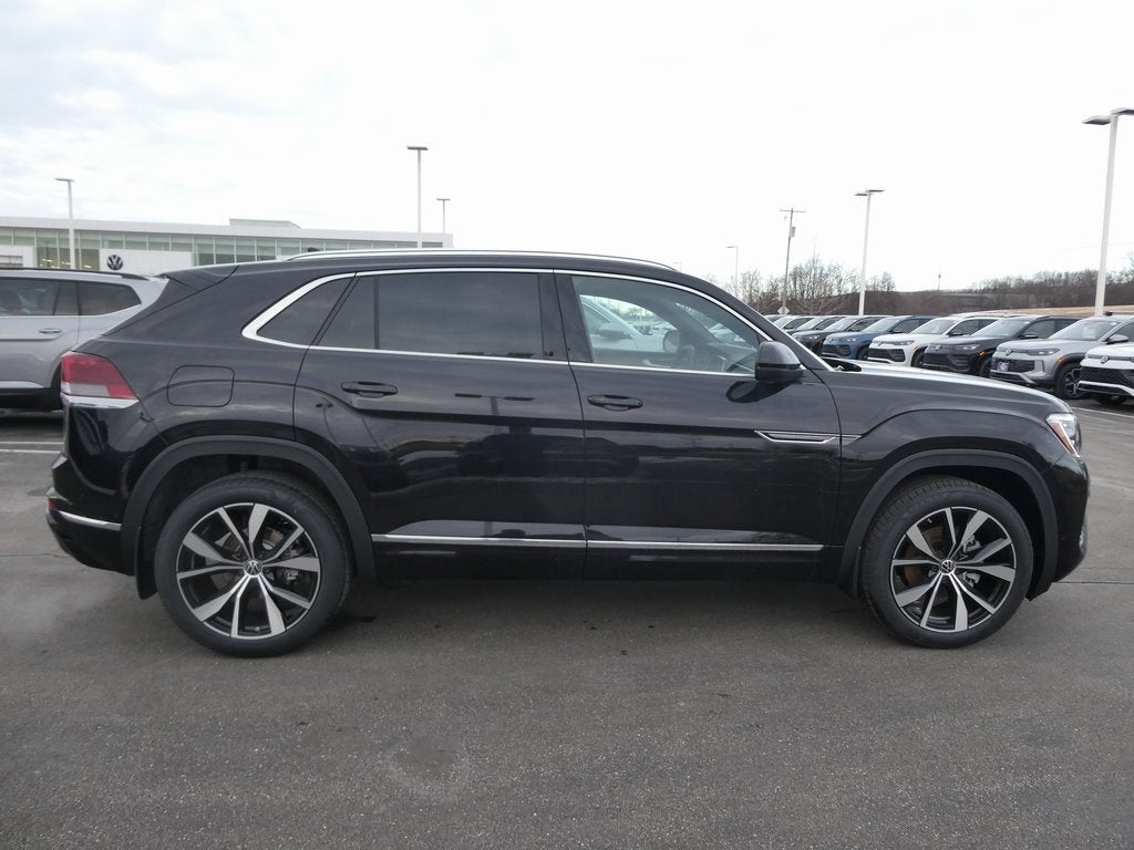 2026 Volkswagen Atlas Cross Sport 2.0T SEL Premium R-Line