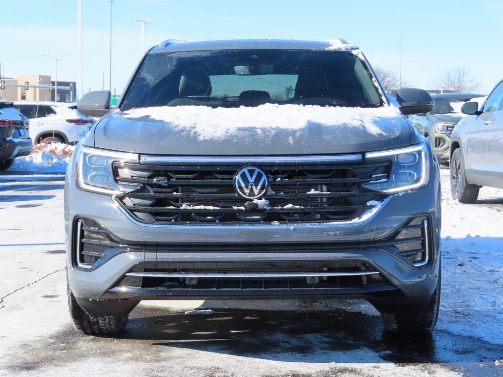 2026 Volkswagen Atlas Cross Sport 2.0T SEL Premium R-Line