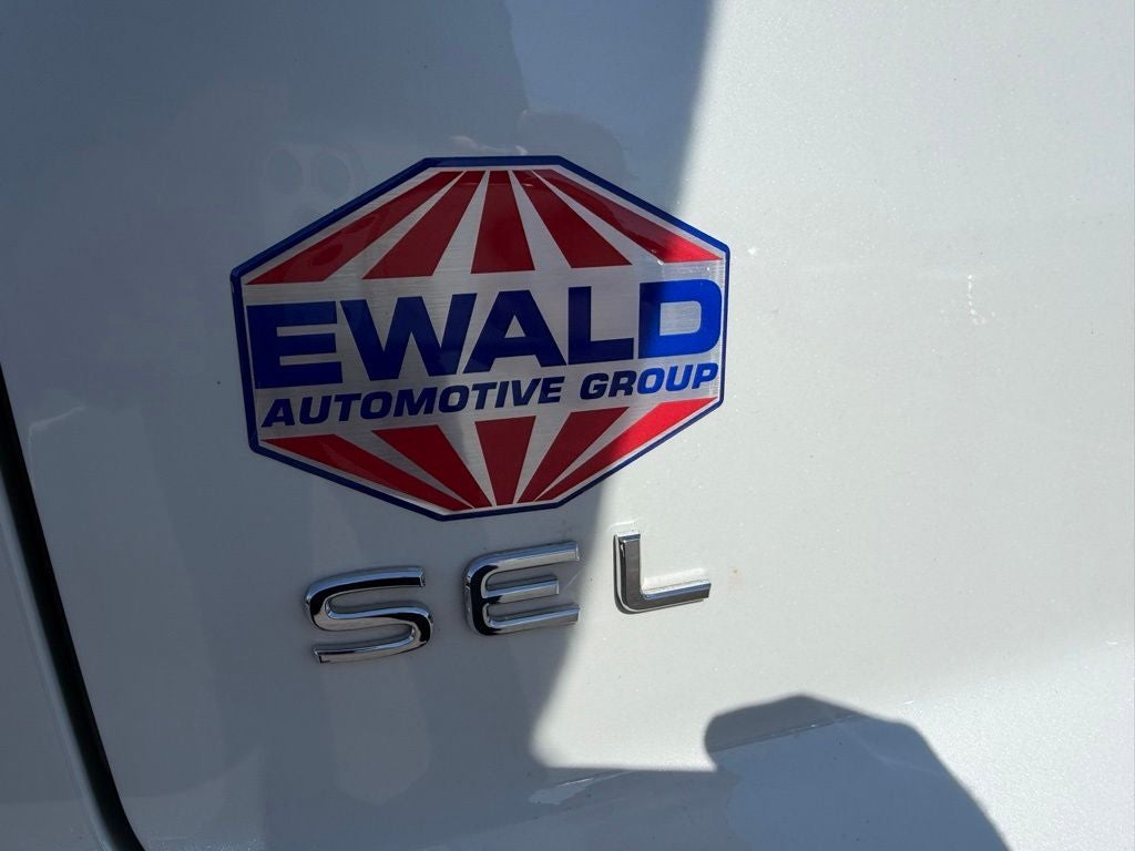 2025 Volkswagen Atlas Cross Sport 2.0T SEL Premium R-Line 4MOTION