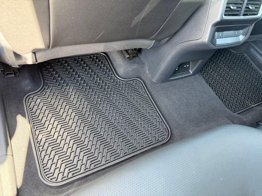 2025 Volkswagen Atlas Cross Sport 2.0T SEL Premium R-Line 4MOTION