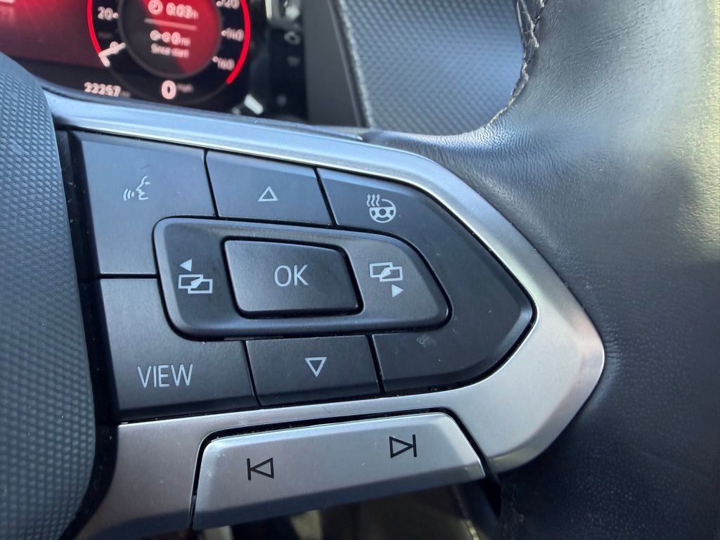 2025 Volkswagen Atlas Cross Sport 2.0T SEL Premium R-Line 4MOTION